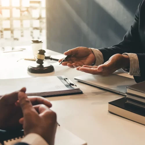 Consulenza legale in diritto urbanistico a Napoli: strumenti, tutele e casi pratici